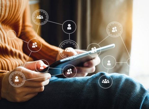 Applying Artificial Intelligence Technologies to Digital Marketing